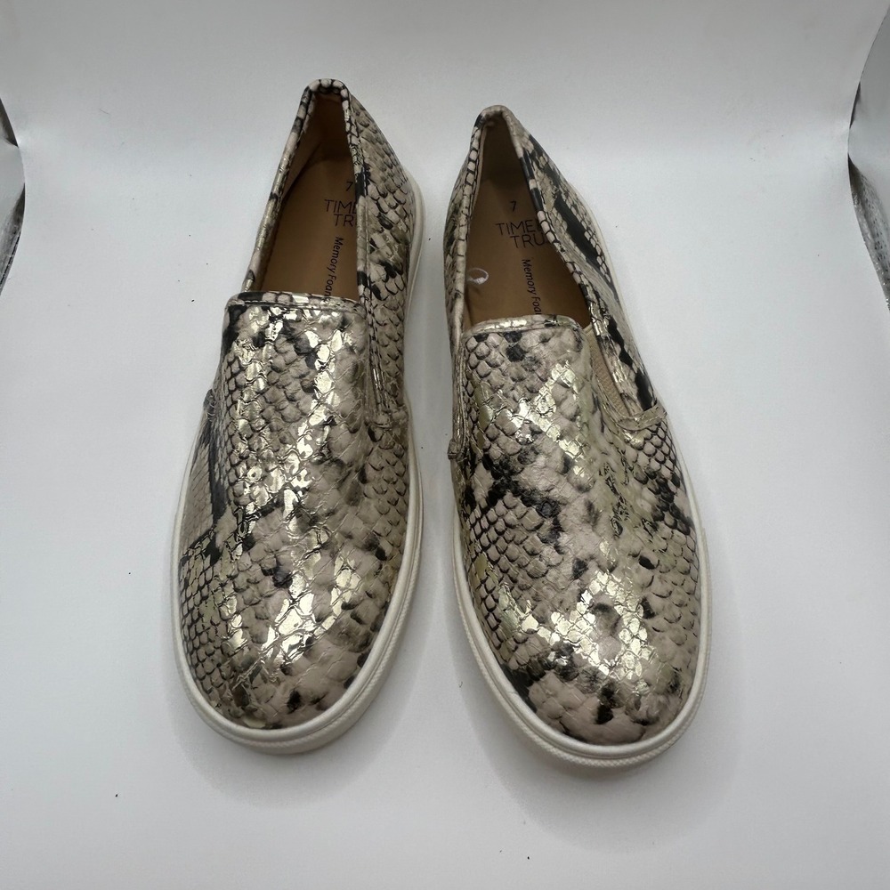 Time and Tru‎ Womens Snakeskin Metallic Gold Slip On Sneakers WMTT40AM027 Size 7